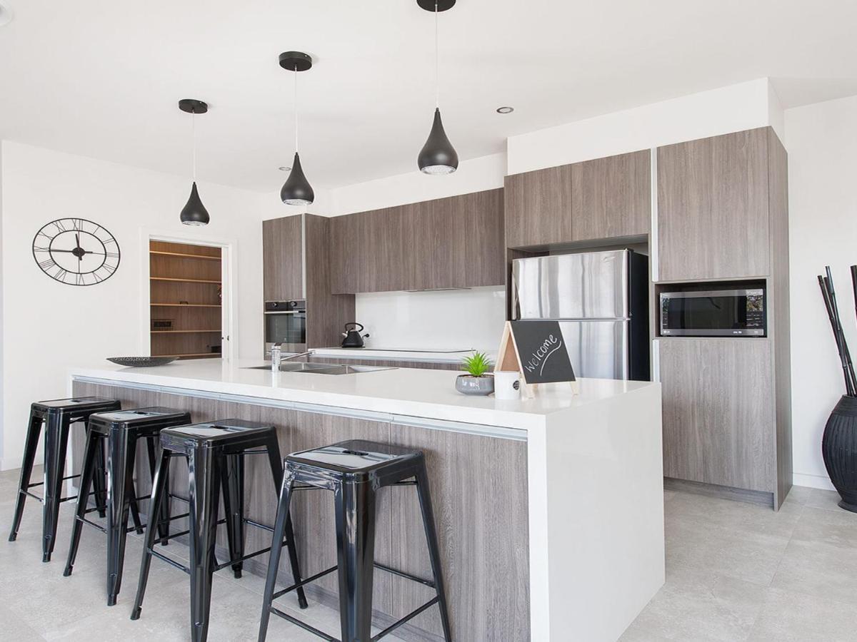 Forever Fingal 205 Rocky Point * Fingal Bay